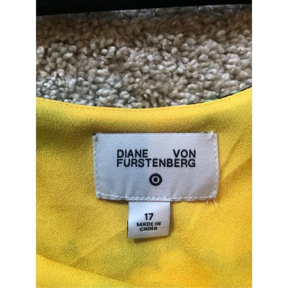 Diane Von Furstenburg Women’s Yellow Floral Sleeveless Tank SunDress Size 17 - Picture 5 of 6